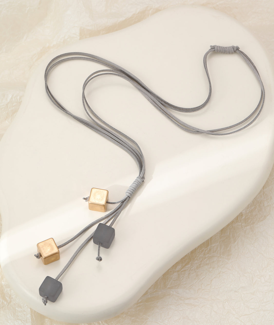 LONG SQUARE BEAD NECKLACE