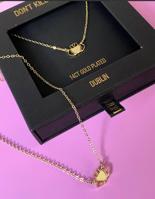 DKMV - HEART STRONG BEAG CLADDAGH NECKLACE - 14CT GOLD PLATED