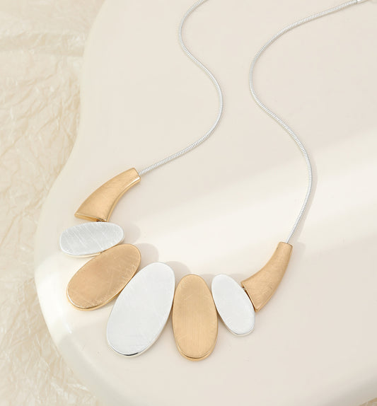 MIXED METAL OVAL NECKLACE
