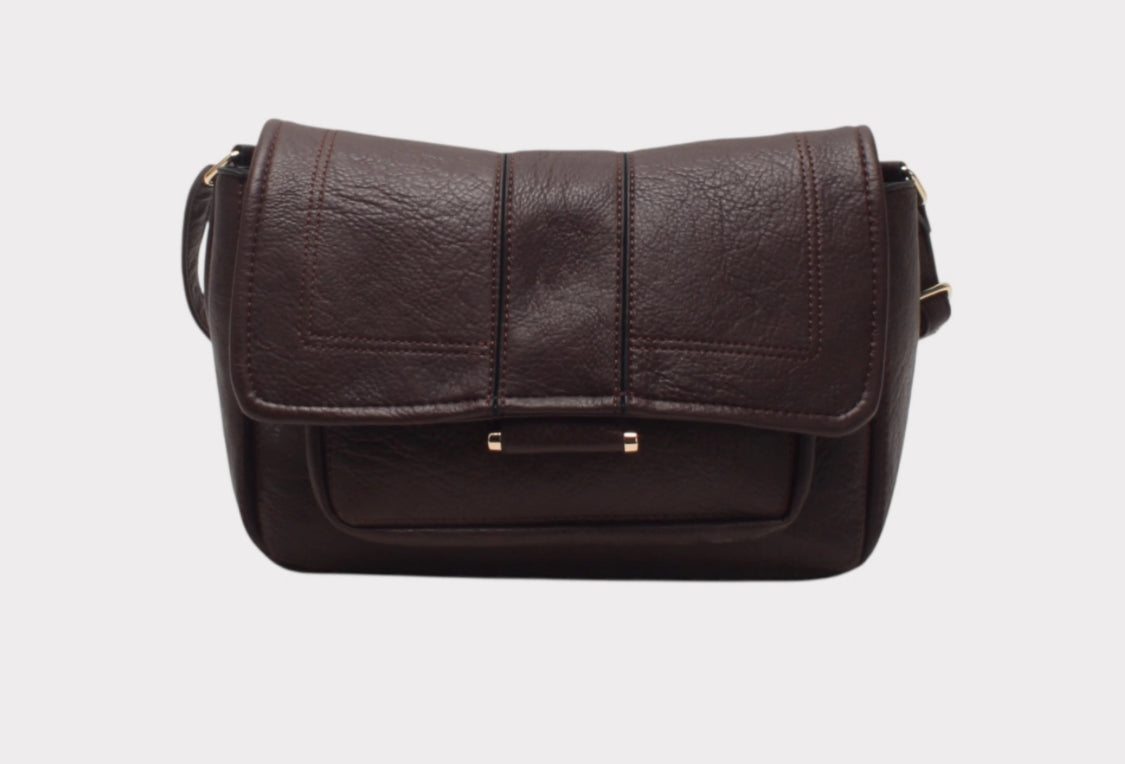 FLAP CROSSBODY - CHOCOLATE