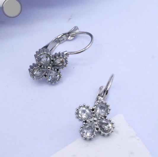CRYSTAL PETAL EARRINGS - SILVER