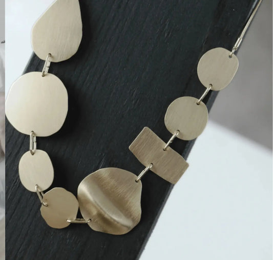 DNSK ORGANIC SHAPE ADJUSTABLE NECKLACE