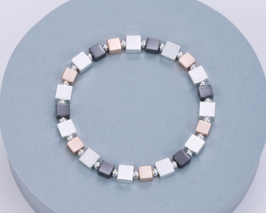 STRETCH SQUARE BRACELET