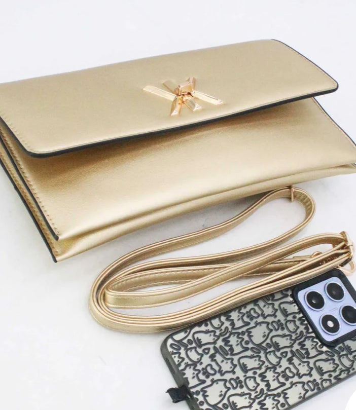 MATT ENVELOPE CLUTCH OCCASION BAG - GOLD
