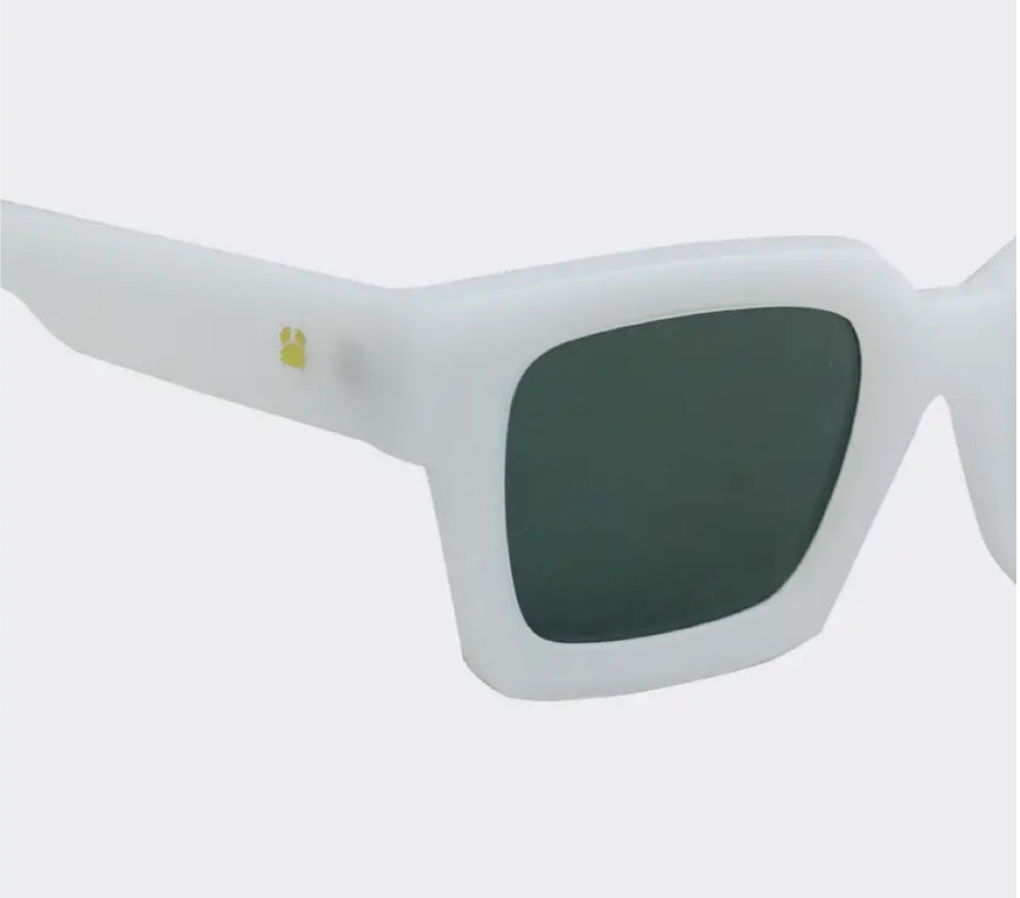 POLARIZED SUNGLASSES - WHITE