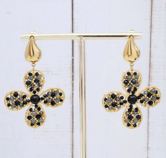 BEAD STATEMENT EARRINGS- BLACK