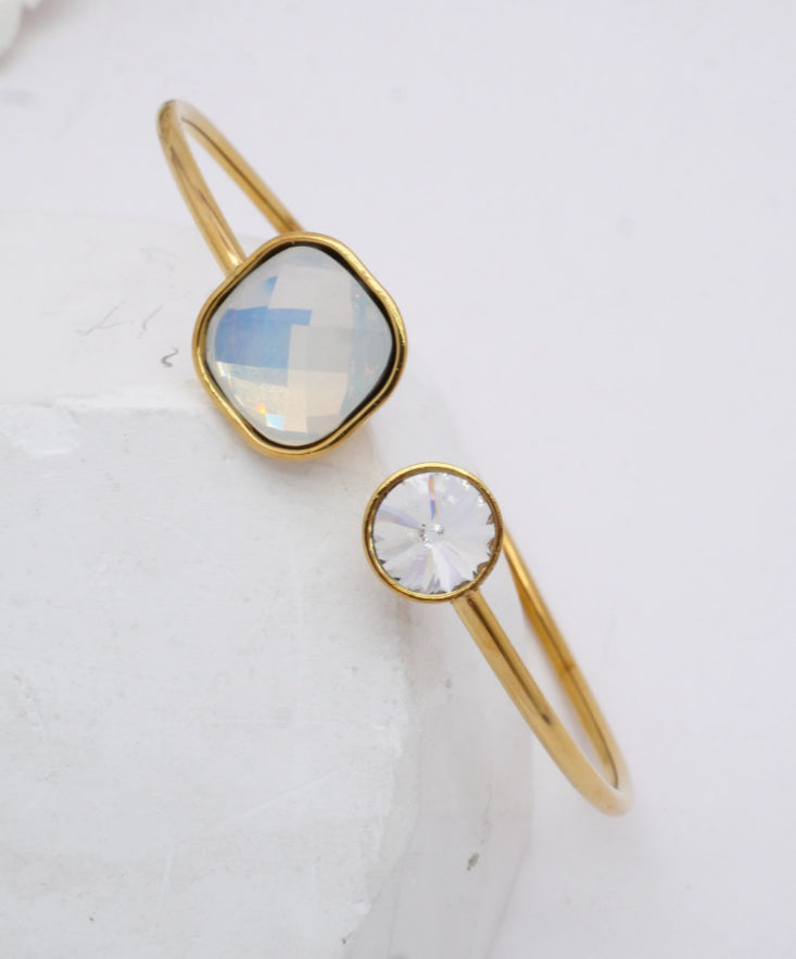 CRYSTAL BANGLE - WHITE