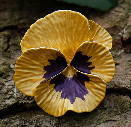 PANSY SILVER PLATED HAND ENAMELLED BROOCH