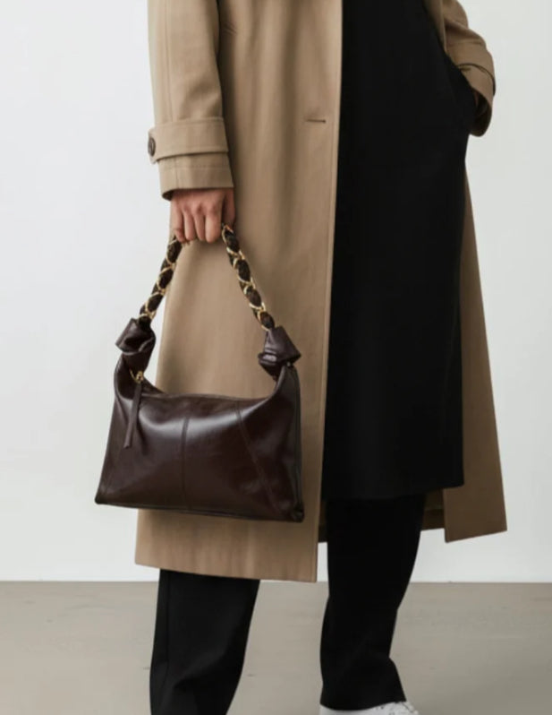 CHAIN TWIST HANDLE BAG - CHOCOLATE