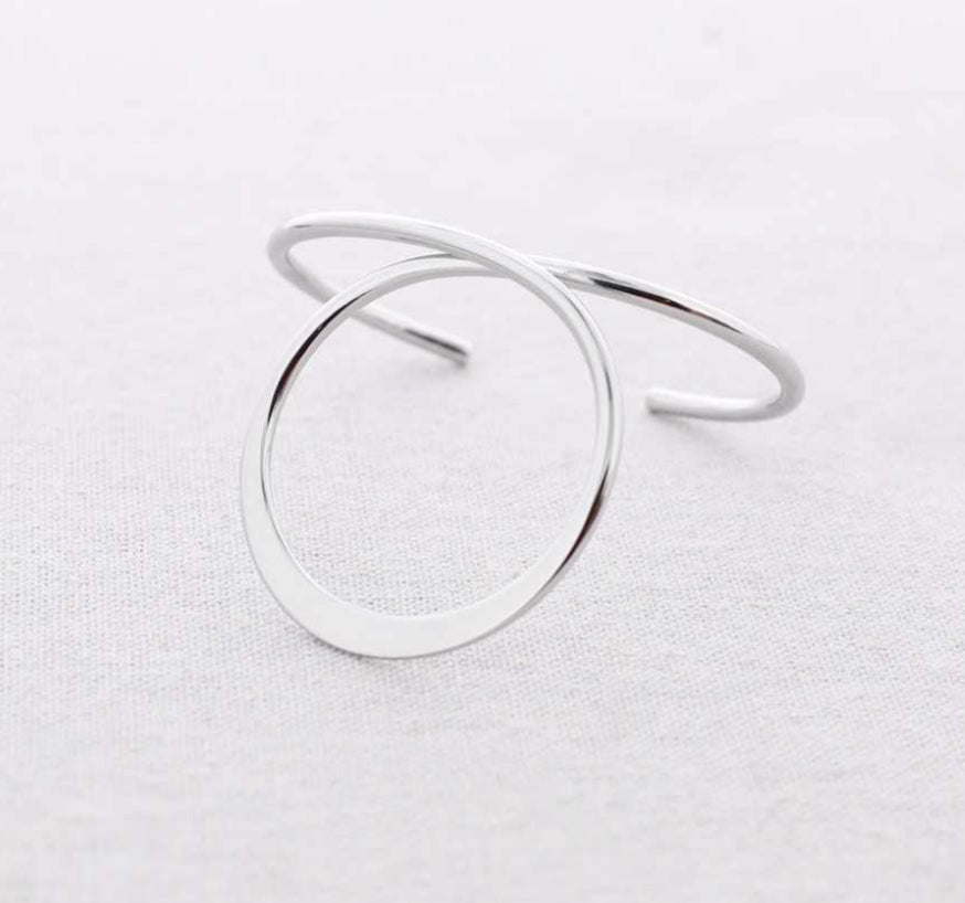CIRCLE BANGLE - SILVER