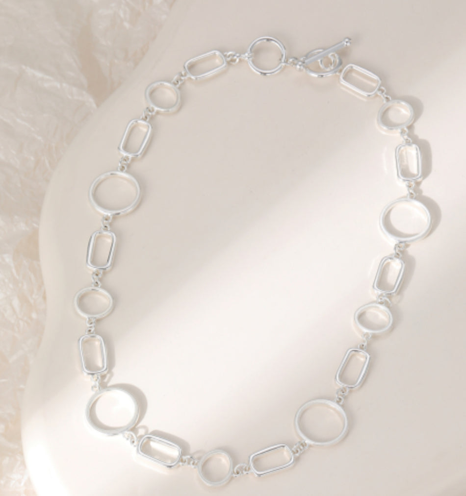 SHAPES T-BAR NECKLACE