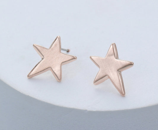 STAR STUD EARRINGS