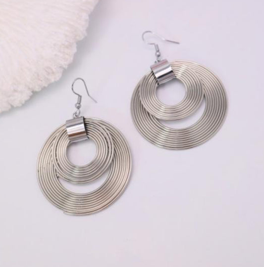 CIRCLE DROP EARRINGS- SILVER