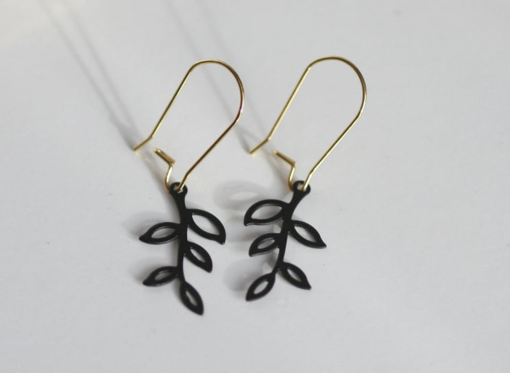 KAIKO - BLACK LEAF EARRINGS- 16K GOLD PLATED BRASS