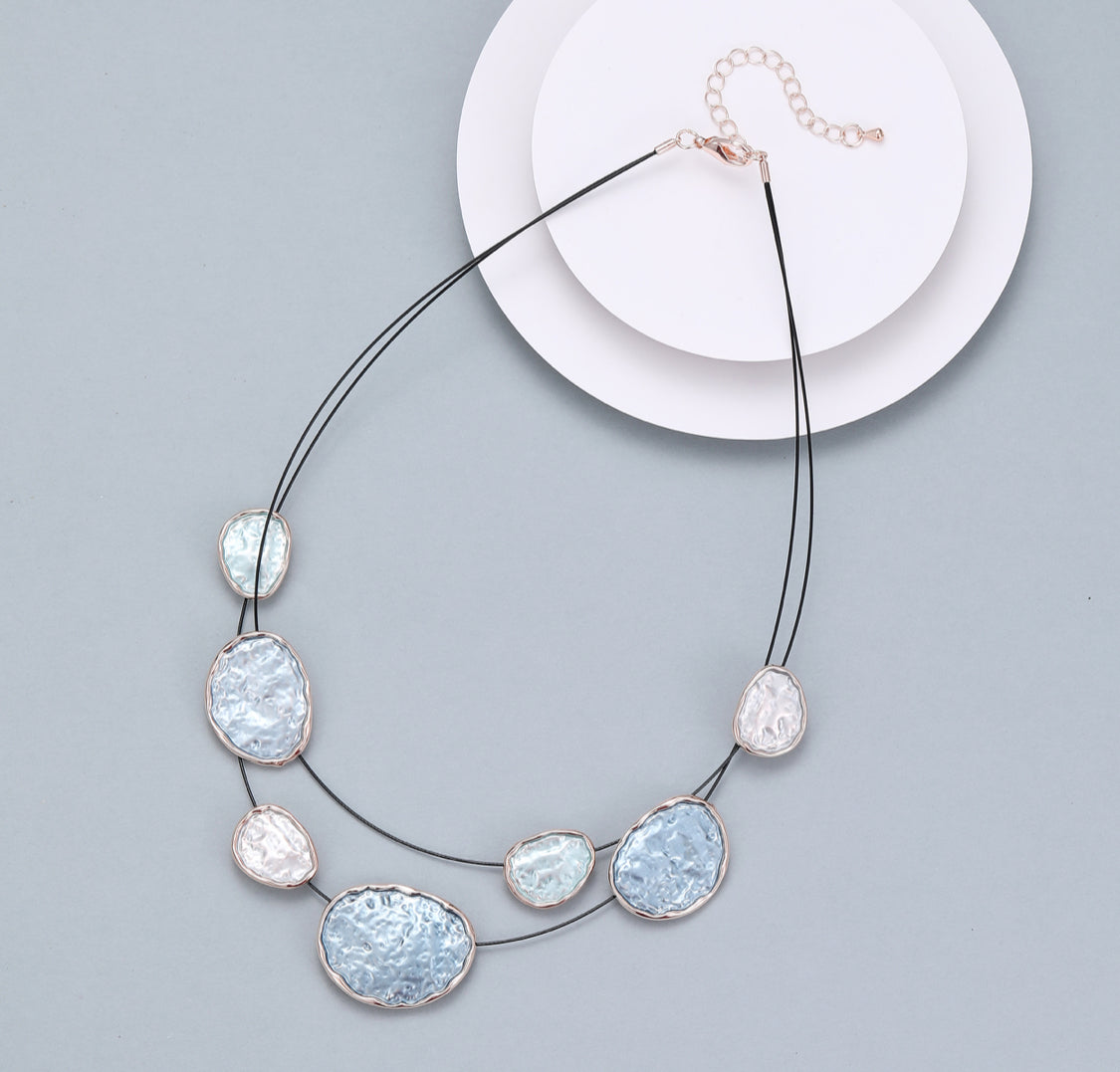 STATEMENT NECKLACE