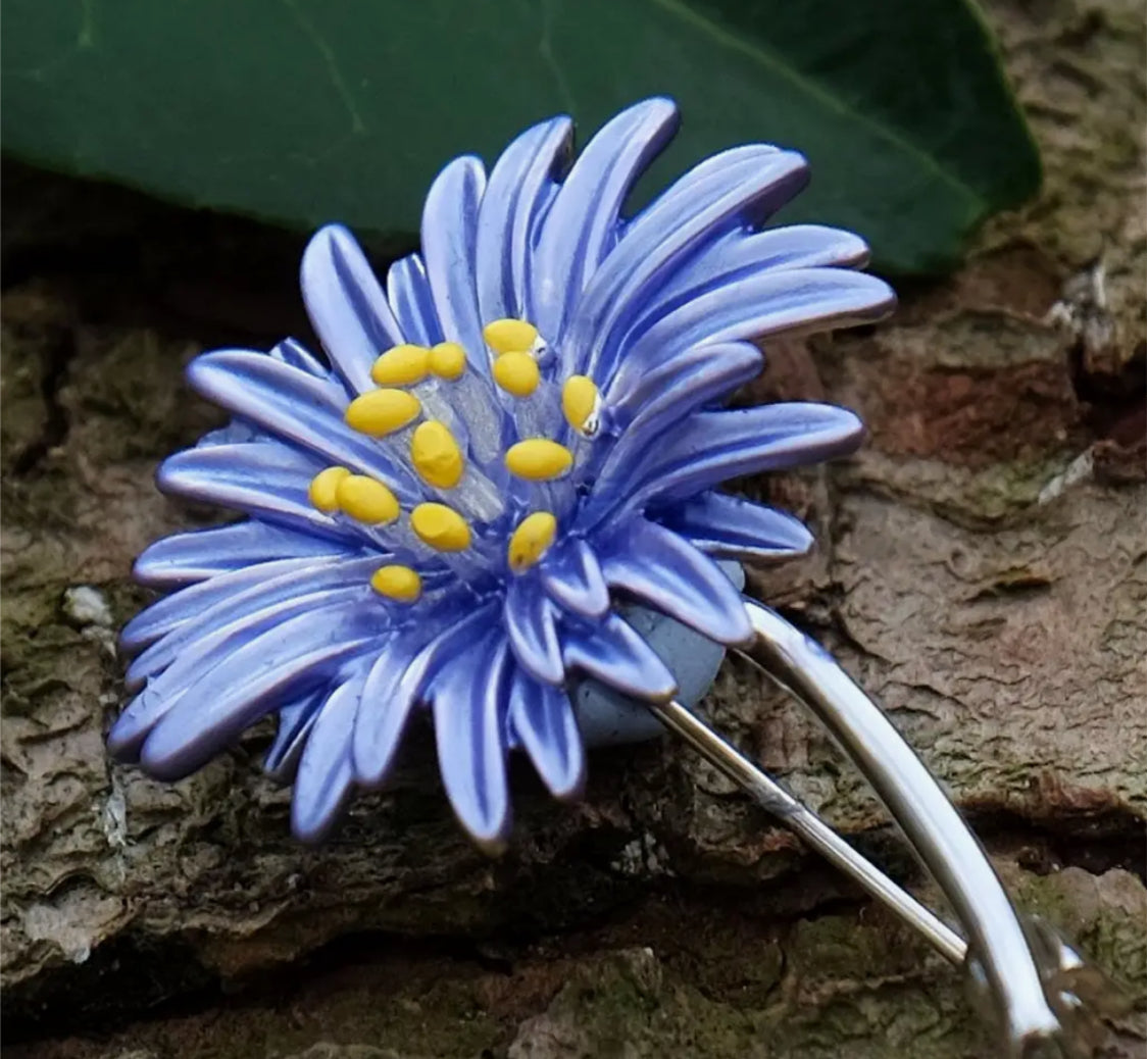 ASTER SILVER PLATED HAND ENAMELLED BROOCH