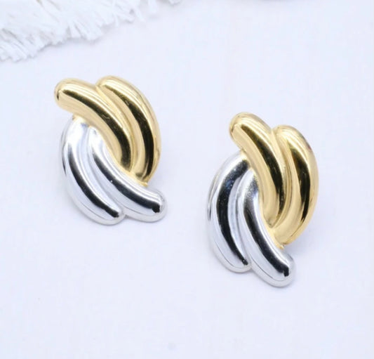 MIXED METAL KNOT STUD EARRINGS