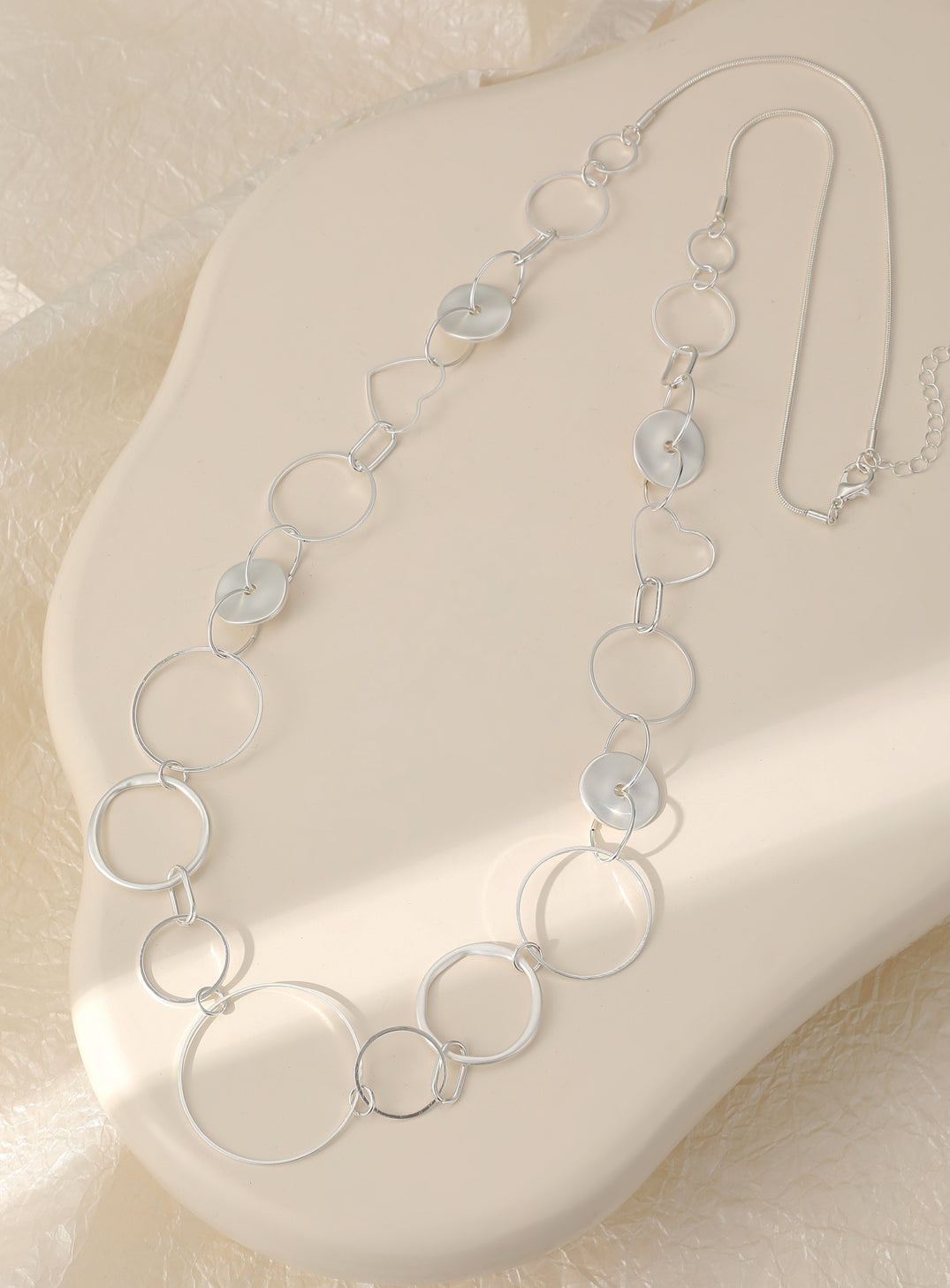 CIRCLE DISC LONG NECKLACE