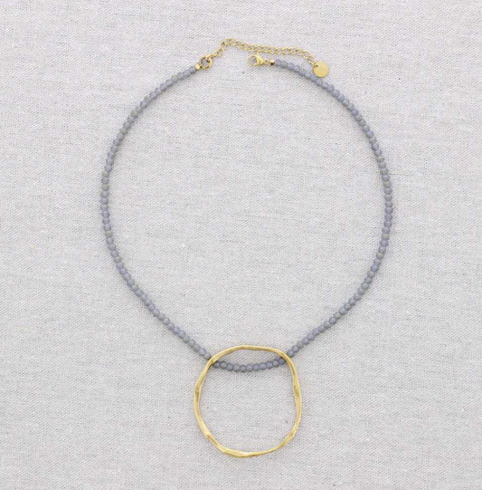 FACETED CRYSTAL CIRCLE NECKLACE - GREY