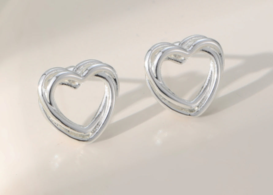 DOUBLE HEART STUD EARRINGS - SILVER