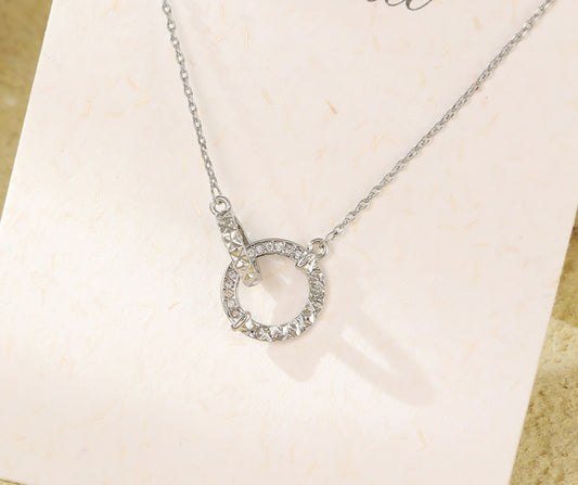 CRYSTAL CIRCLE NECKLACE