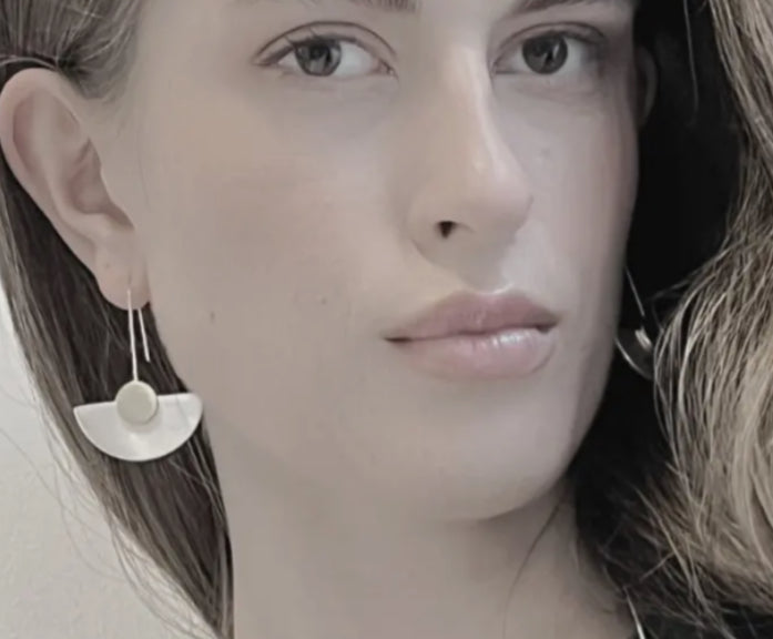 DNSK FAN HOOK EARRINGS