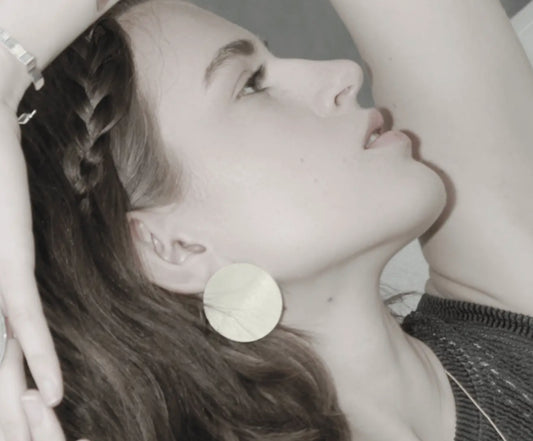 DNSK STATEMENT CIRCLE STUDS