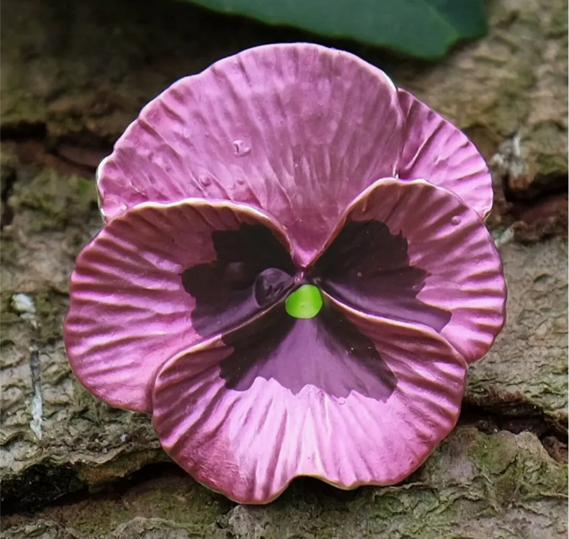 PANSY SILVER PLATED HAND ENAMELLED BROOCH