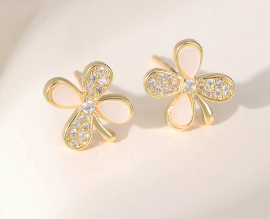 FLOWER CRYSTAL STUD