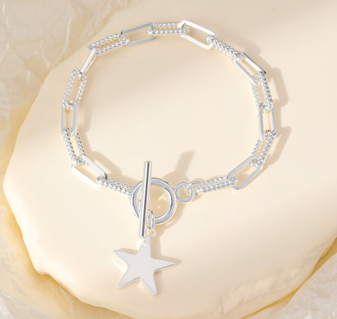 T-BAR STAR BRACELET