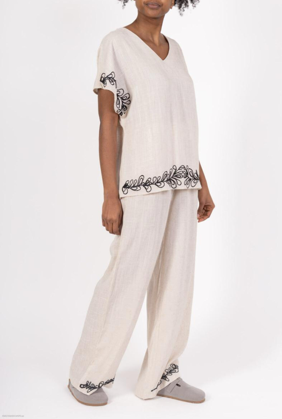 COTTON/LINEN BLEND EMBROIDERED CO-ORD - 10-12 & 12-14