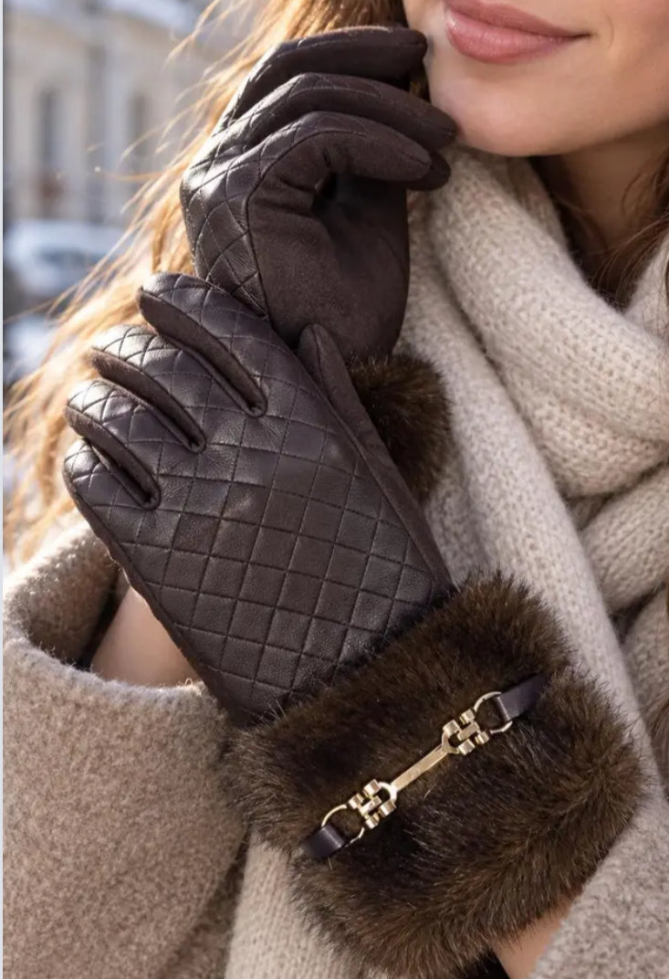 QUILTED FUR TRIM GLOVES