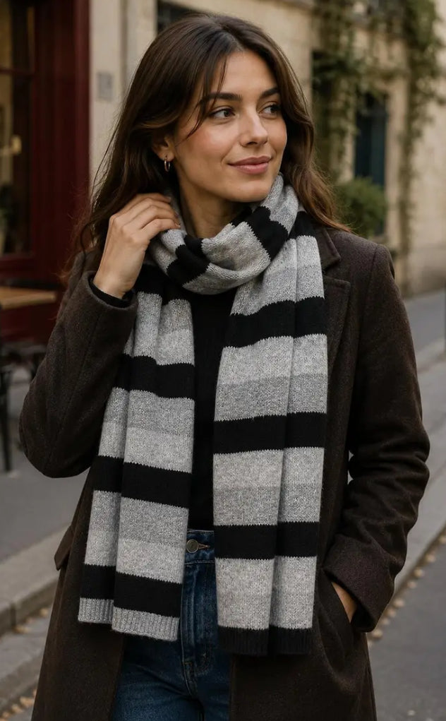STRIPE KNIT SCARF
