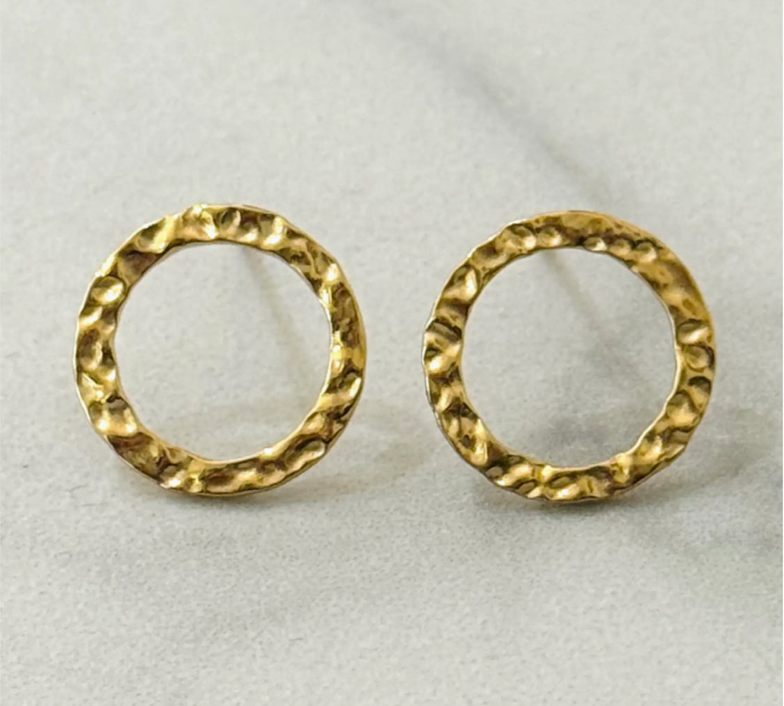 STAINLESS STEEL HAMMERED CIRCLE EARRINGS