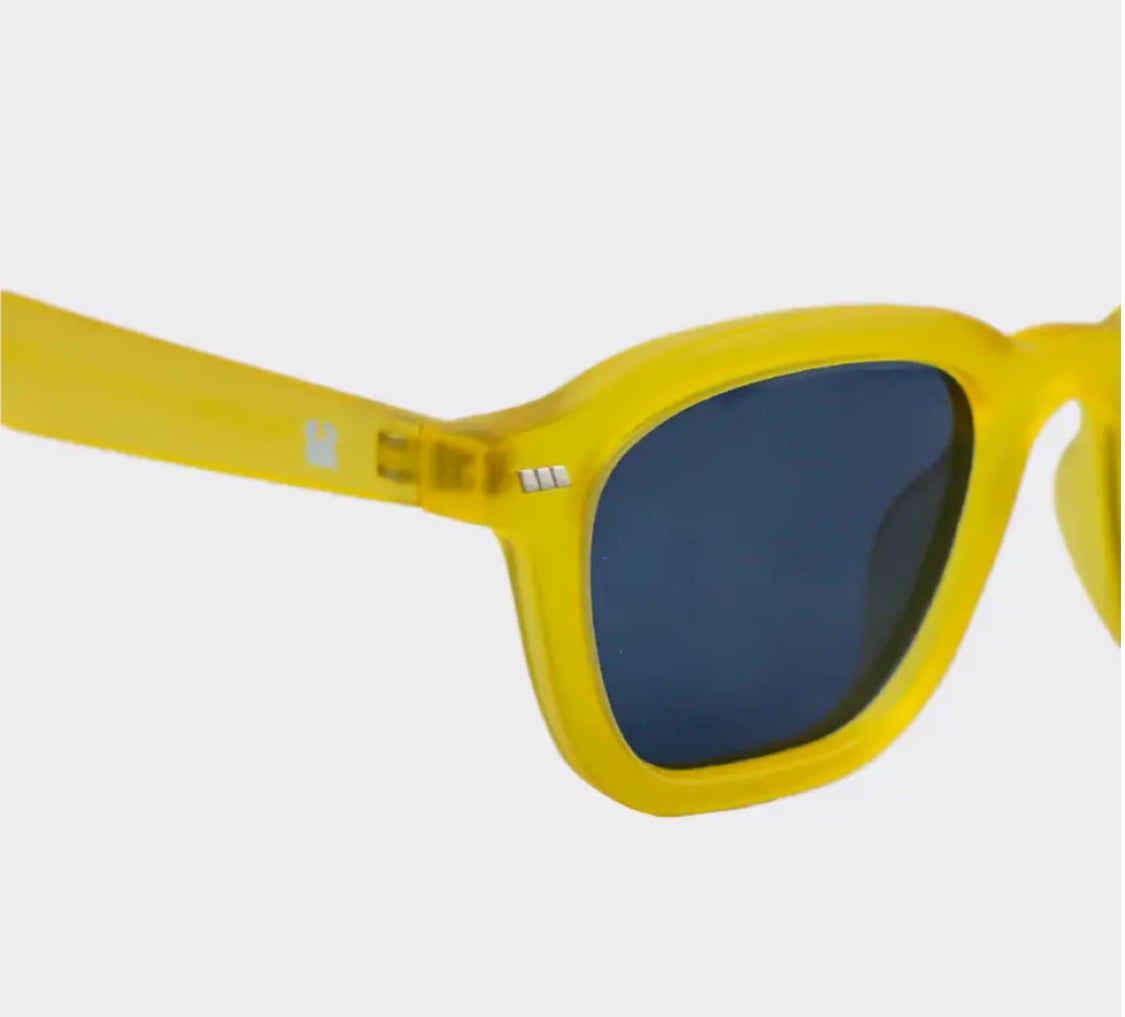 POLARIZED SUNGLASSES- YELLOW
