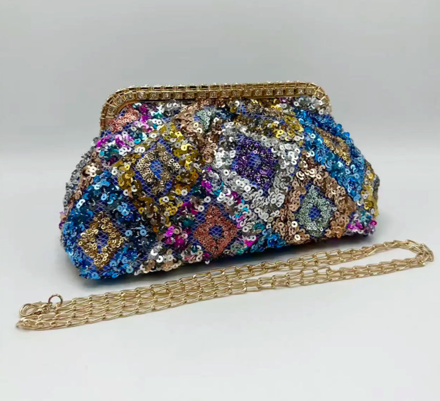 SEQUIN EMBELLISHED CLUTCH