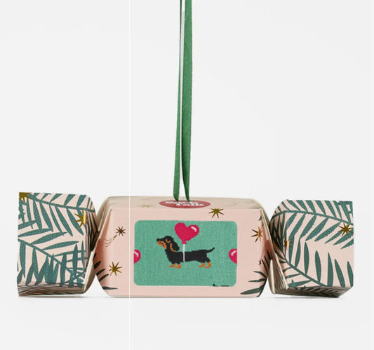 WOMEN’S SAUSAGE DOG CRACKER SOCKS