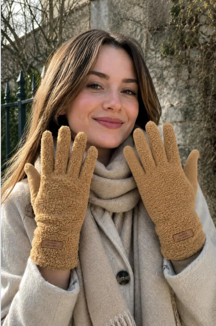TEDDY GLOVES - CAMEL