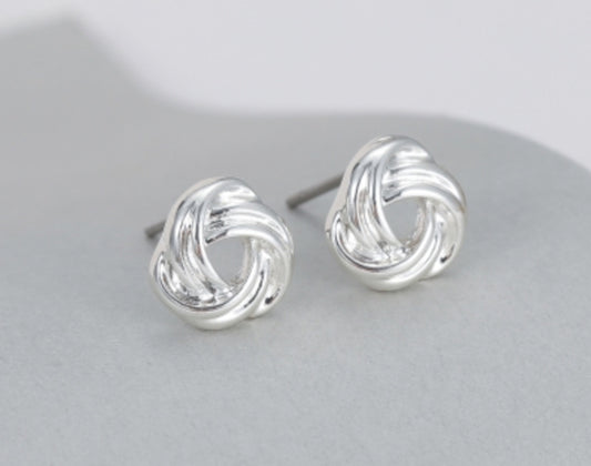 KNOT STUD EARRINGS