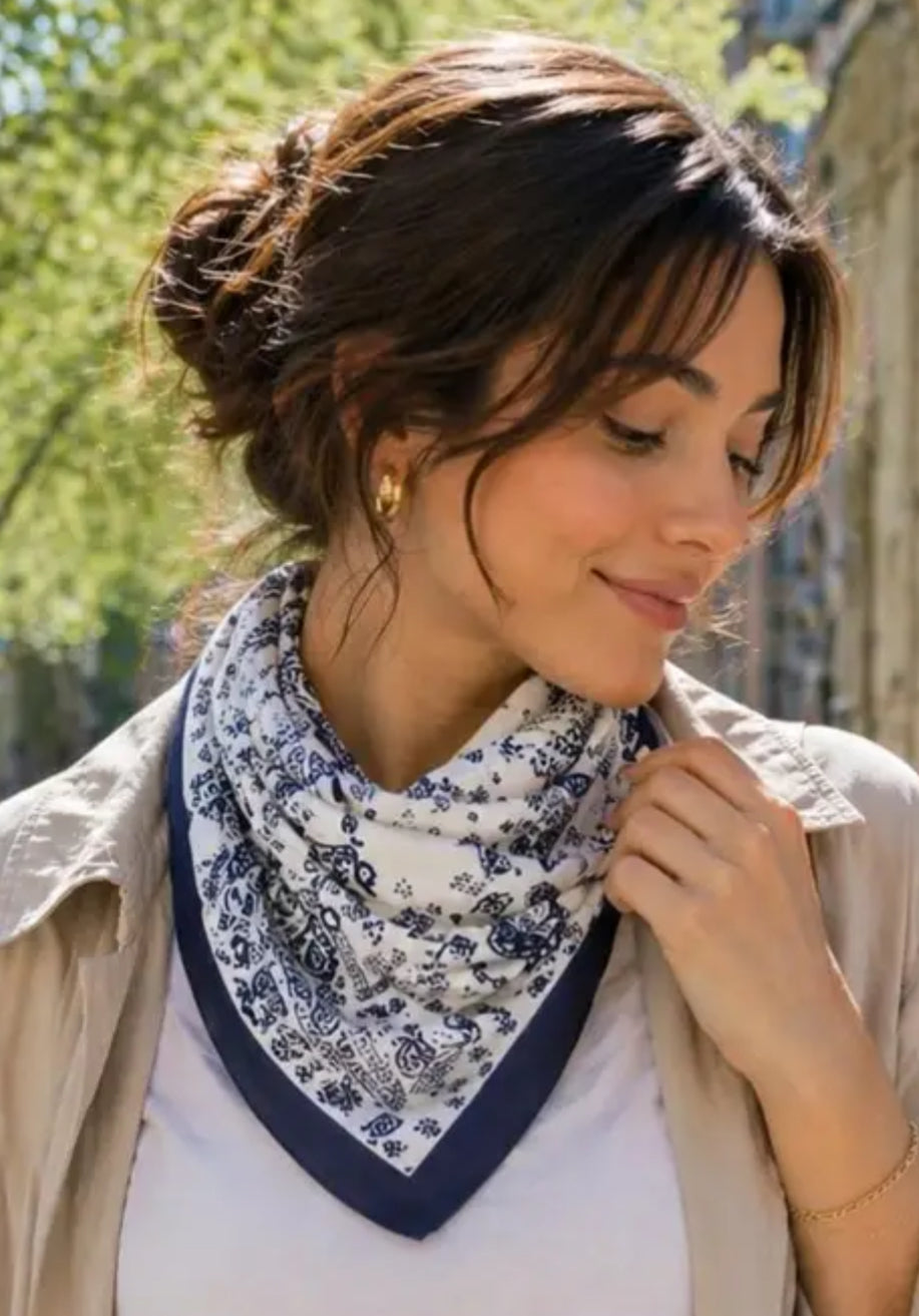 SATIN NECK SCARF