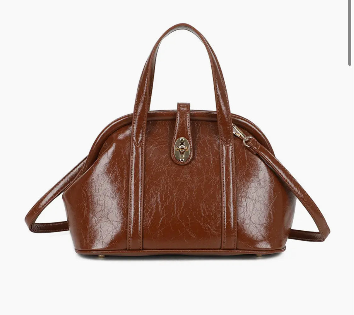 CLASP HAND & SHOULDER BAG - TAN