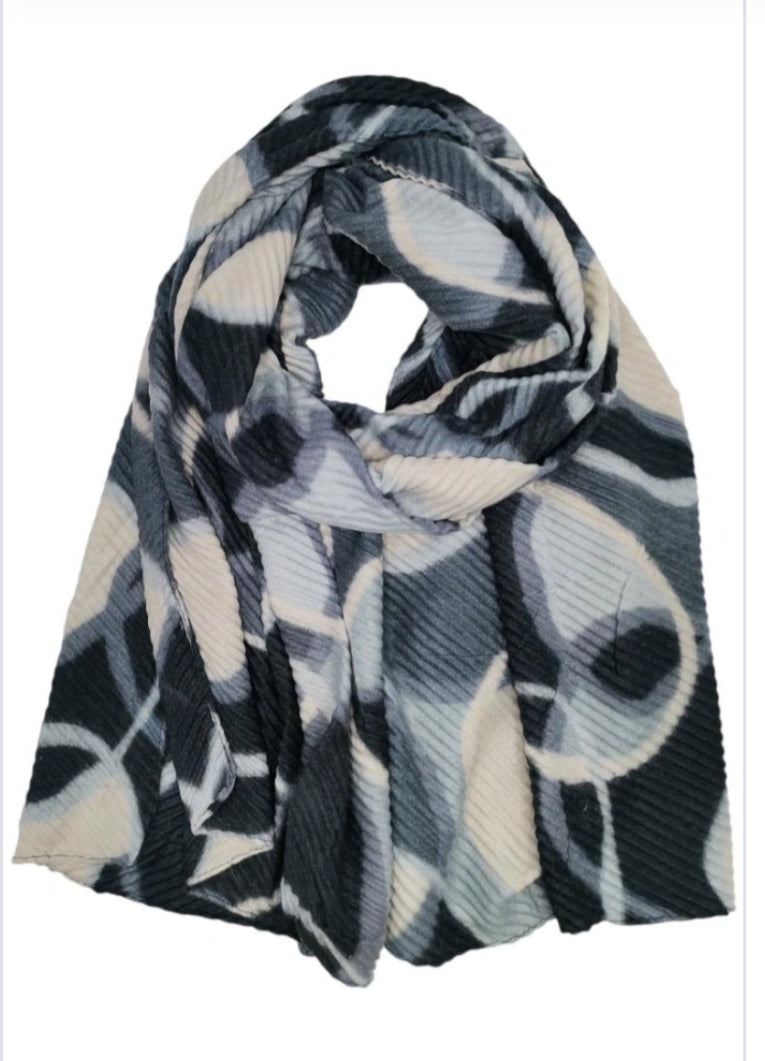 ACCORDION PLEAT SCARF