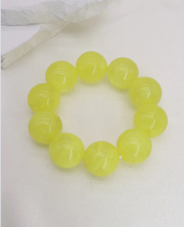 ACRYLIC BEADED BRACELET