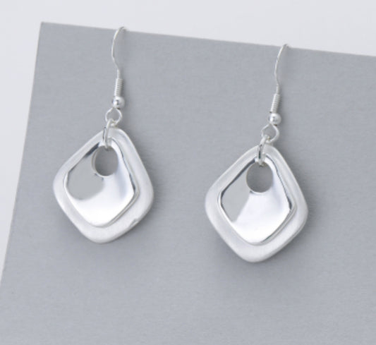 DROP HOOK EARRINGS - SILVER