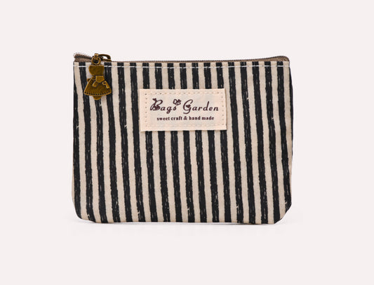 STRIPE CARD ZIP WALLET - BLACK