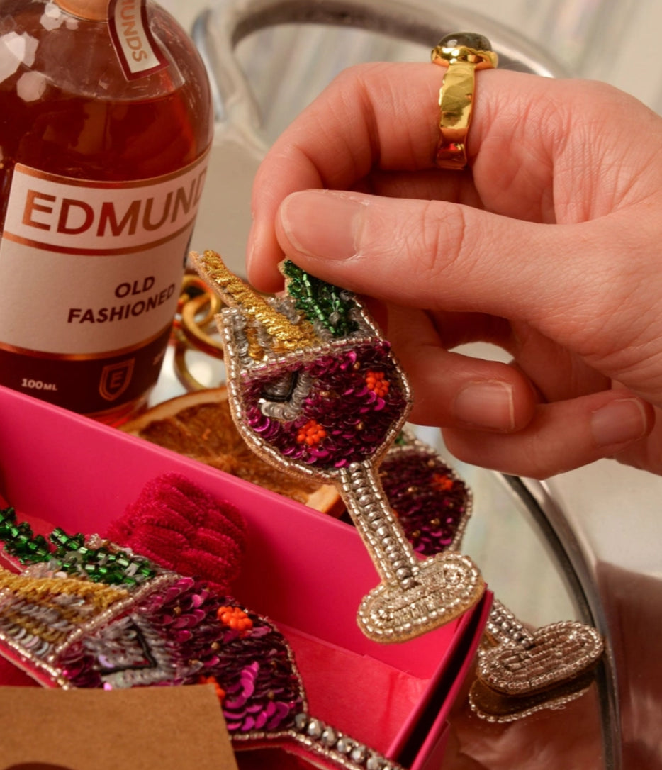 HANDMADE GLASS BEAD BROOCH - PINK FIZZ COCKTAIL