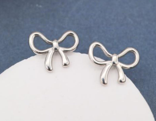 BOW STUD - SILVER