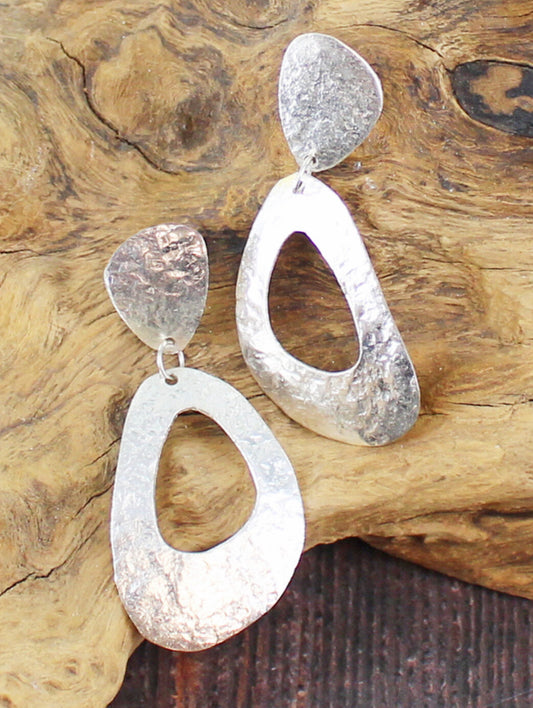 TEXTURED DROP STUD EARRINGS