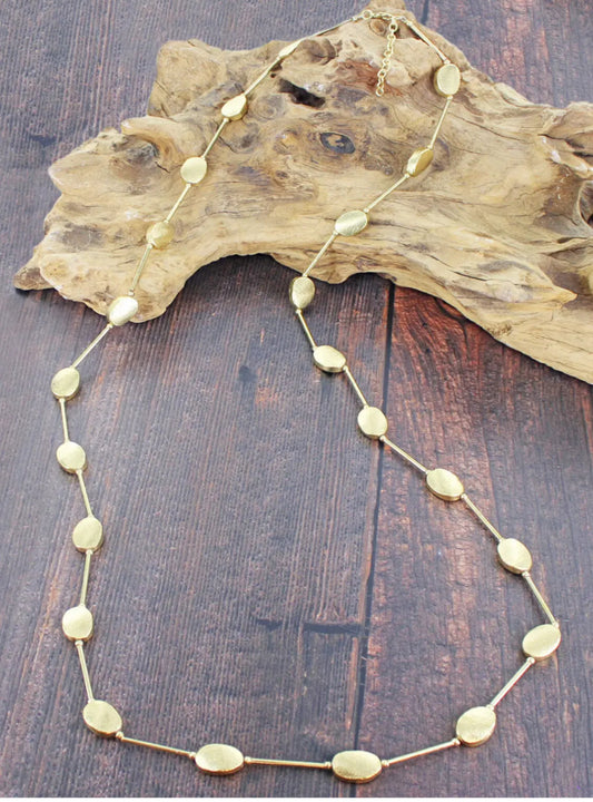 LONG OVAL DISC NECKLACE - GOLD