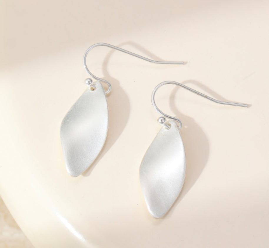 LEAF HOOK EARRINGS